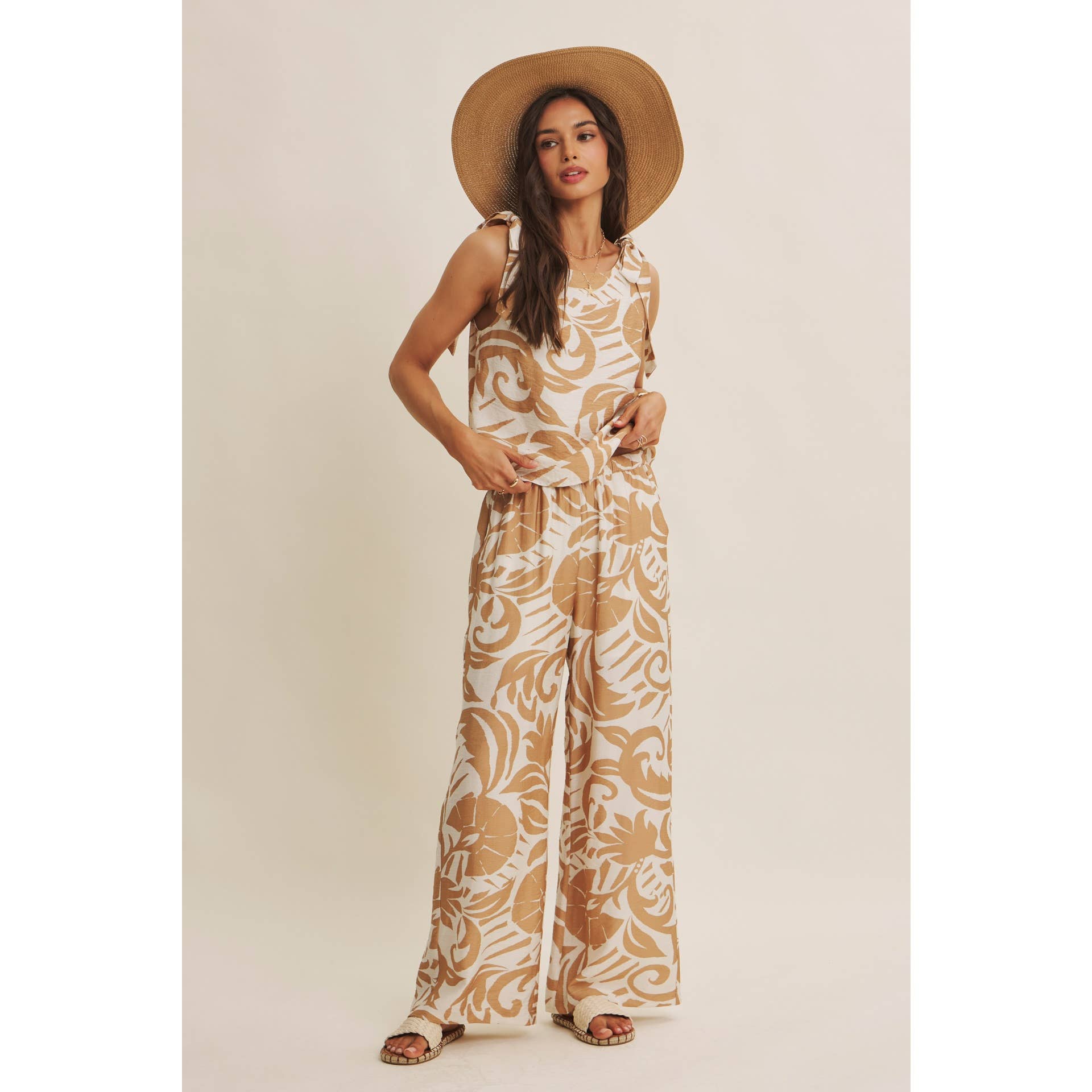 EURO SUMMER ISLAND FOLIAGE AIRY WIDE-LEG PANTS IN WARM LATTE