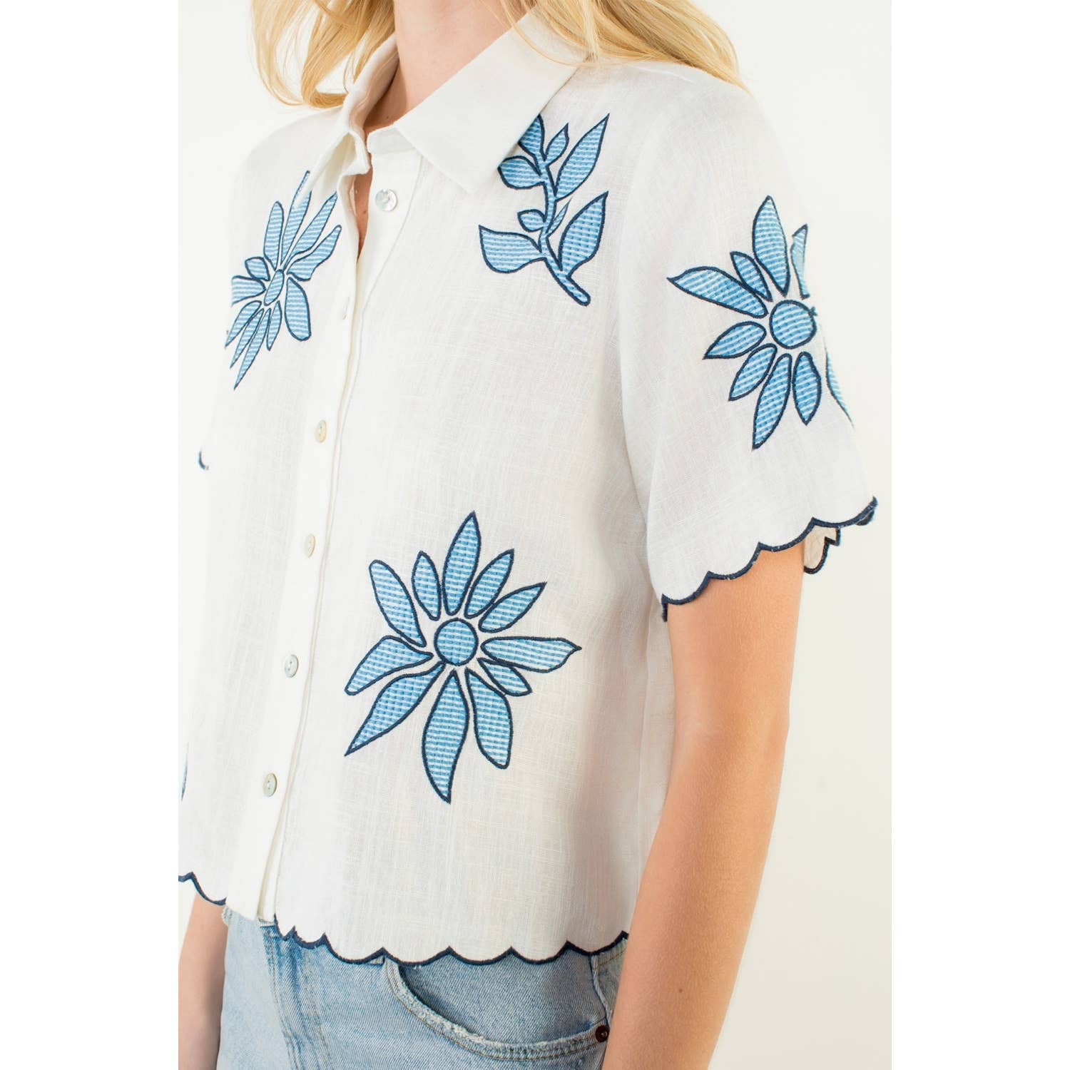 Short Sleeve Floral Embroidery Top