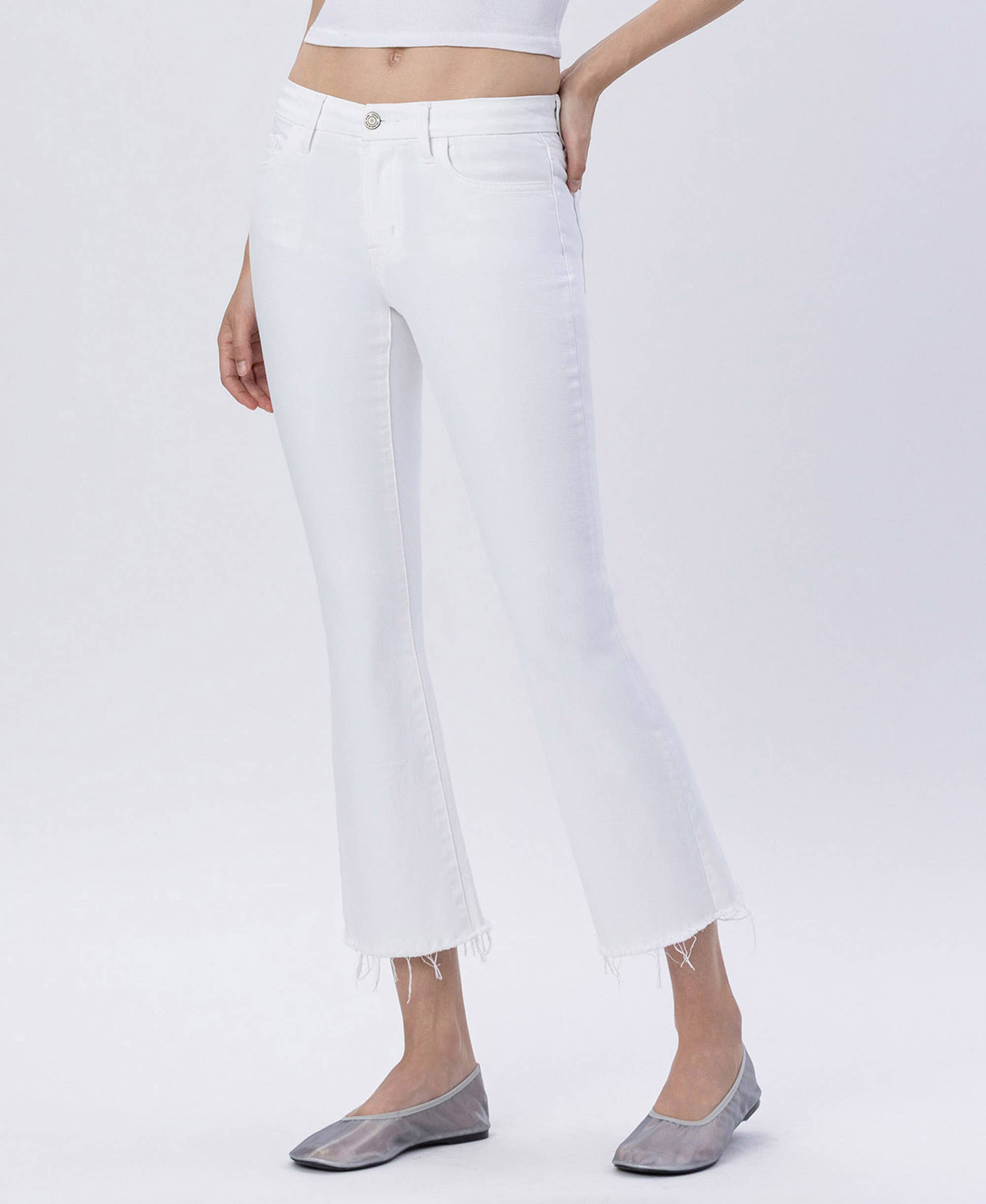 MID RISE SEAMLESS WAISTBAND CROP FLARE JEANS LV1932WH