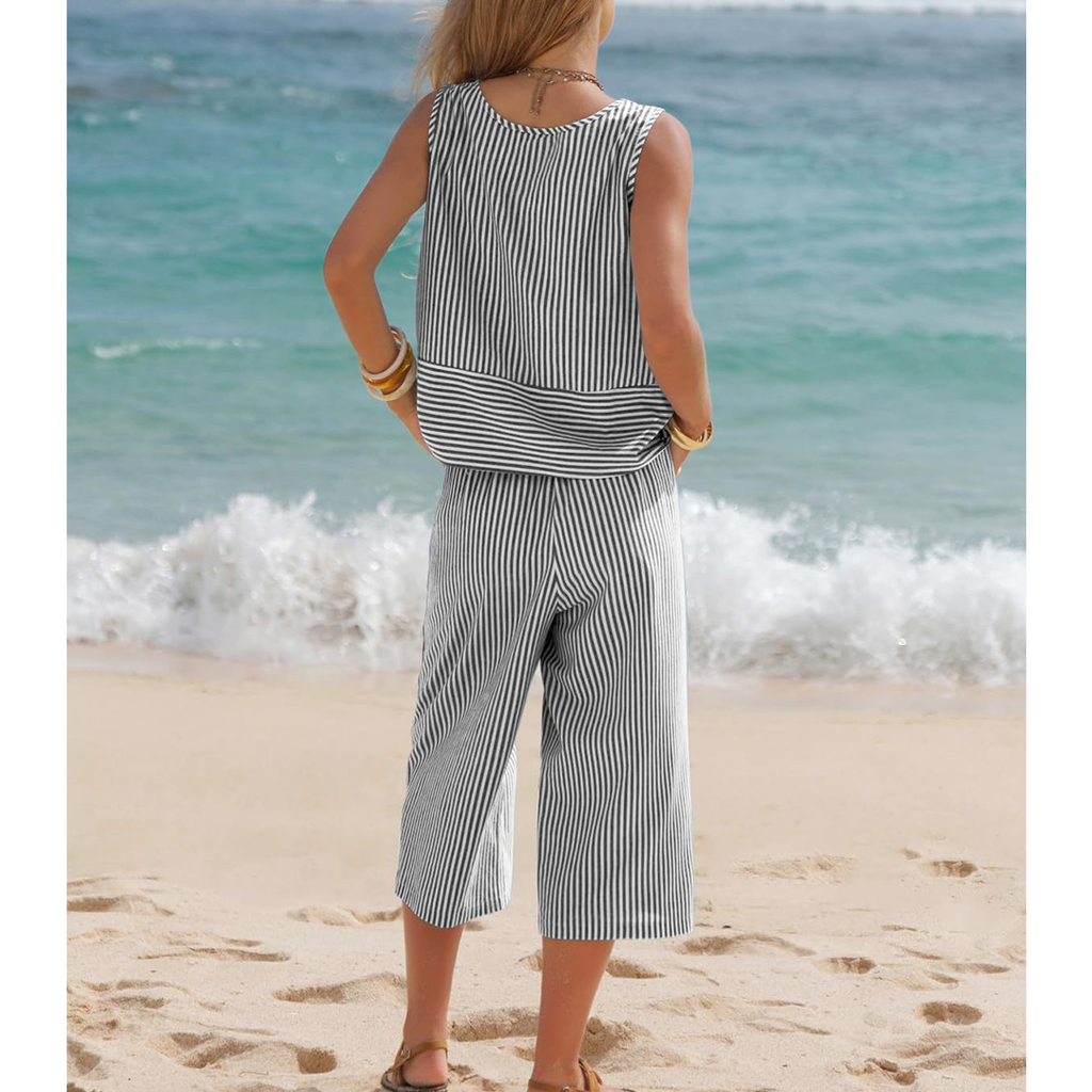 Round Neck Striped Sleeveless Top & Cropped Pants Set AXY047