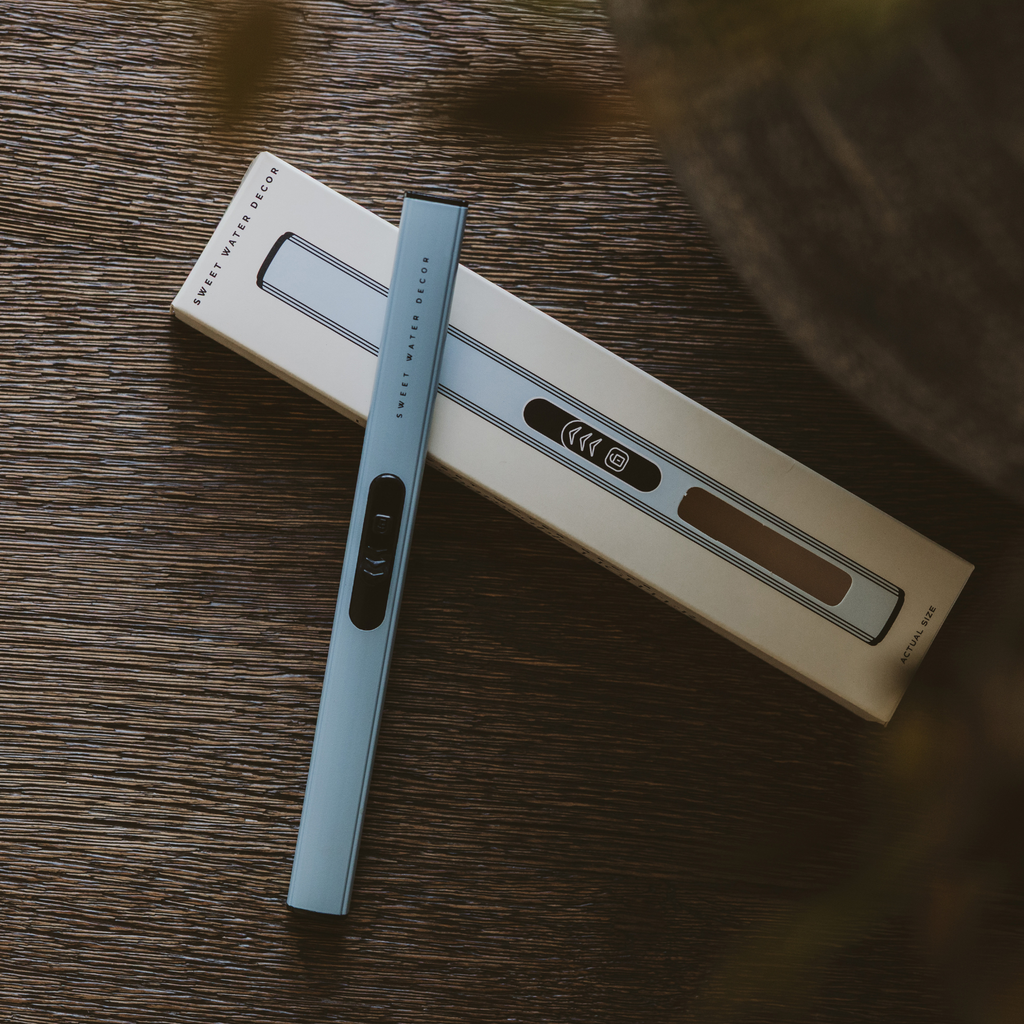 *NEW* Light Blue Rechargeable Electric Lighter - Home Decor