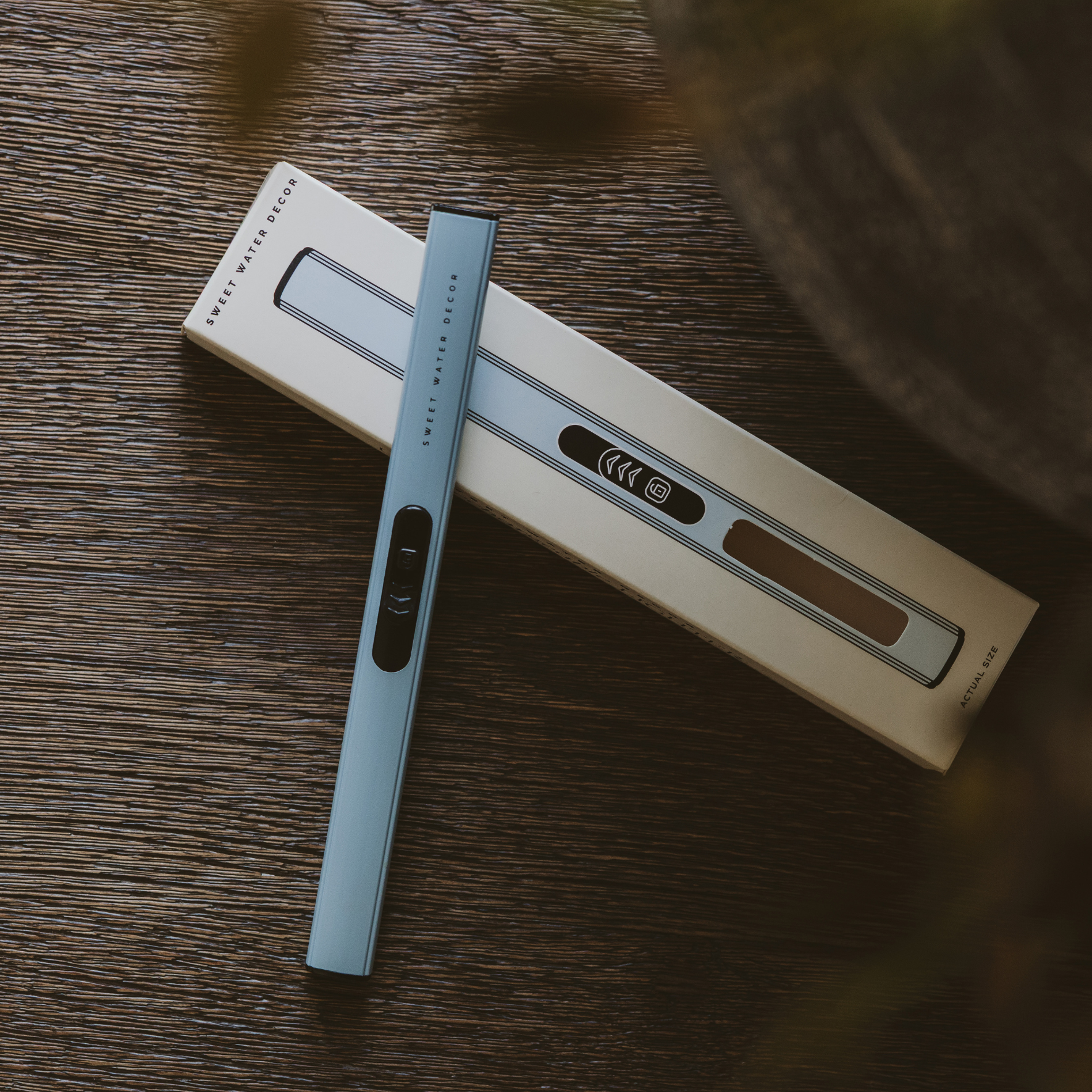 *NEW* Light Blue Rechargeable Electric Lighter - Home Decor