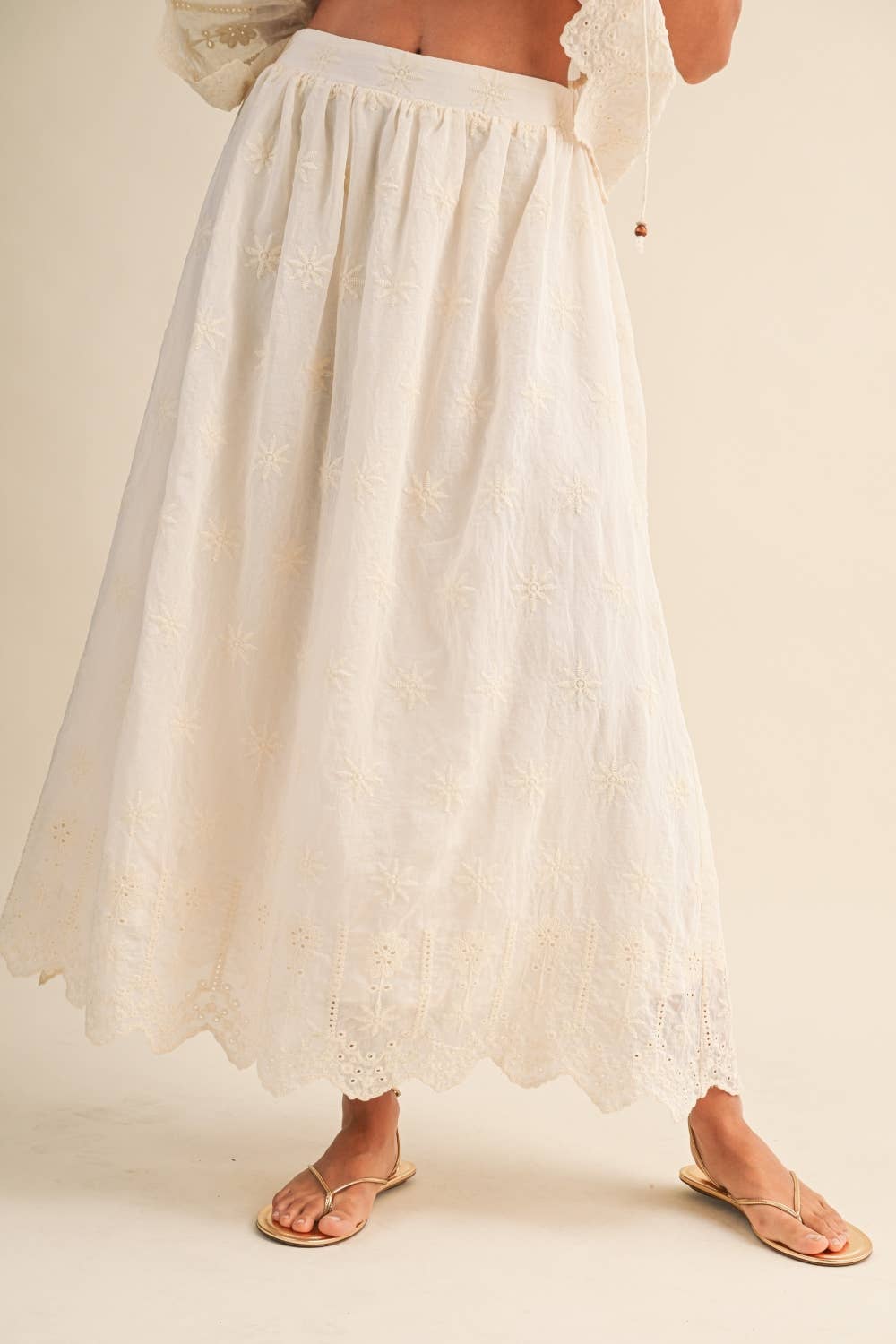 IST6153 EMBO  SCALLOP TOP AND SKIRTS SET