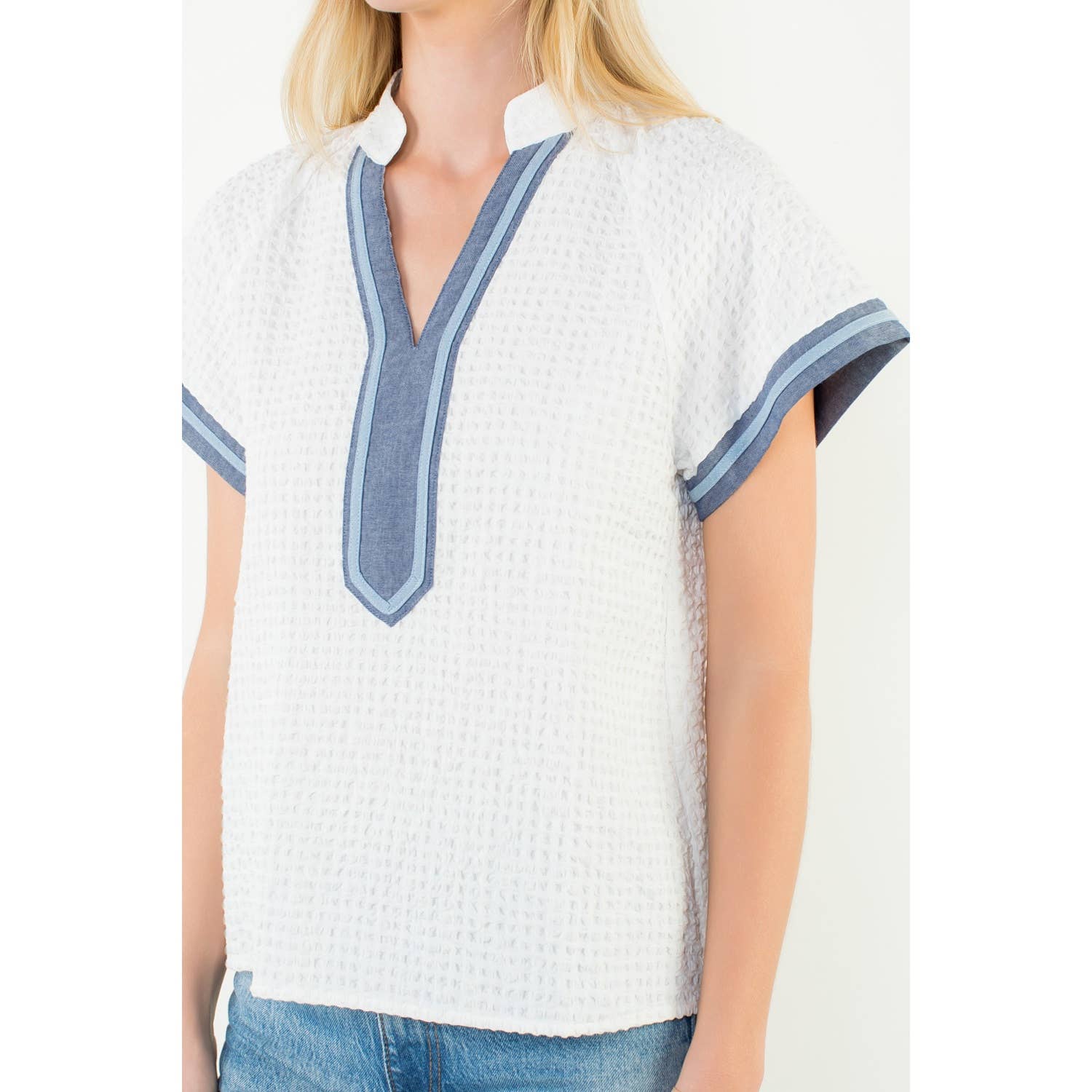 Short Sleeve Textured V-Neck Top