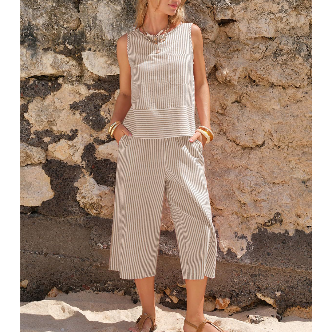 Round Neck Striped Sleeveless Top & Cropped Pants Set AXY047