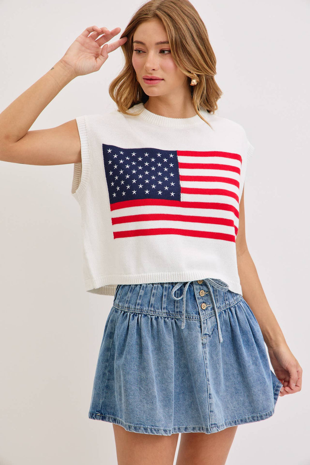PATRIOTIC AMERICAN FLAG KNIT  STAR AND STRIPES TOP