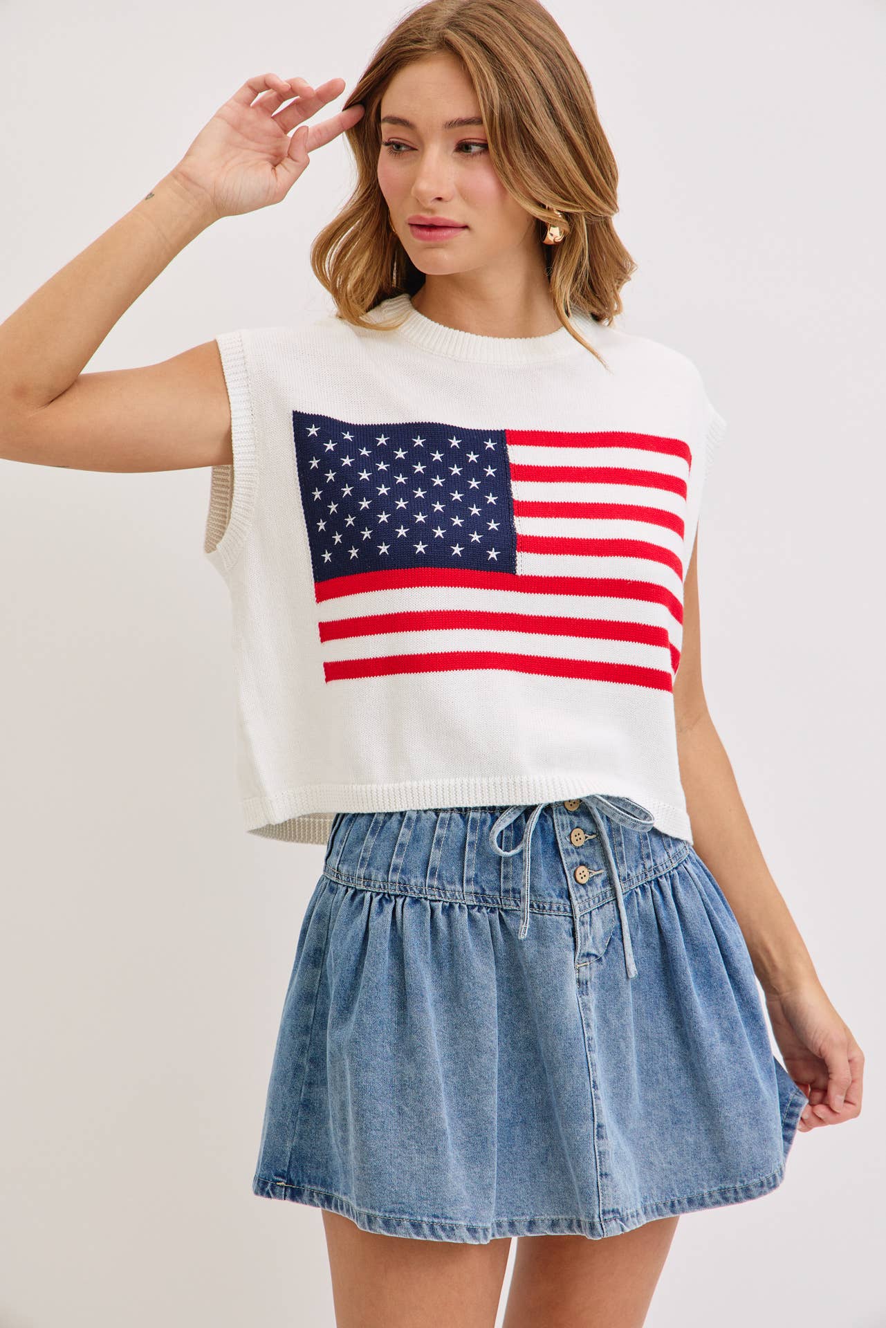PATRIOTIC AMERICAN FLAG KNIT  STAR AND STRIPES TOP