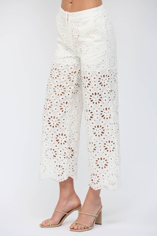 FLORAL EYELET LACE WIDE LEG CROPPED PANTS FP62036