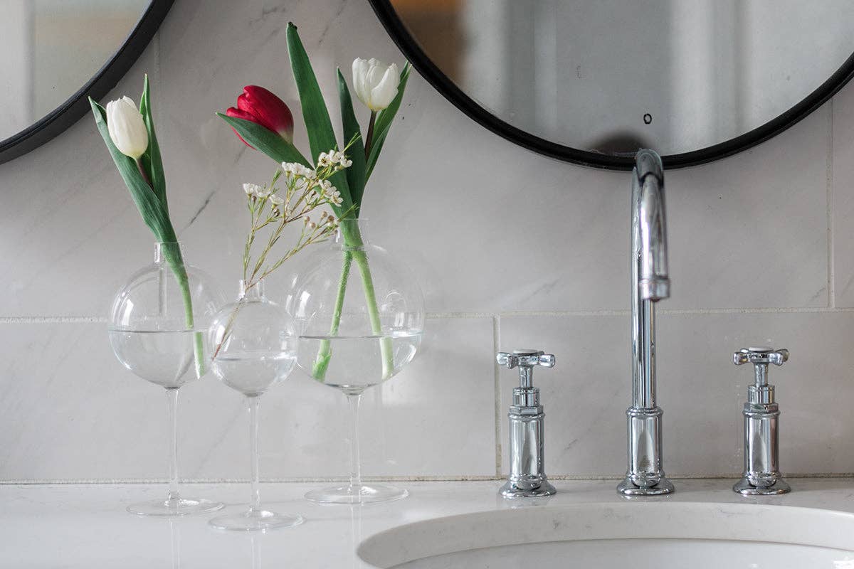 Clear Wine Glass Shaped Flower Vase, Large