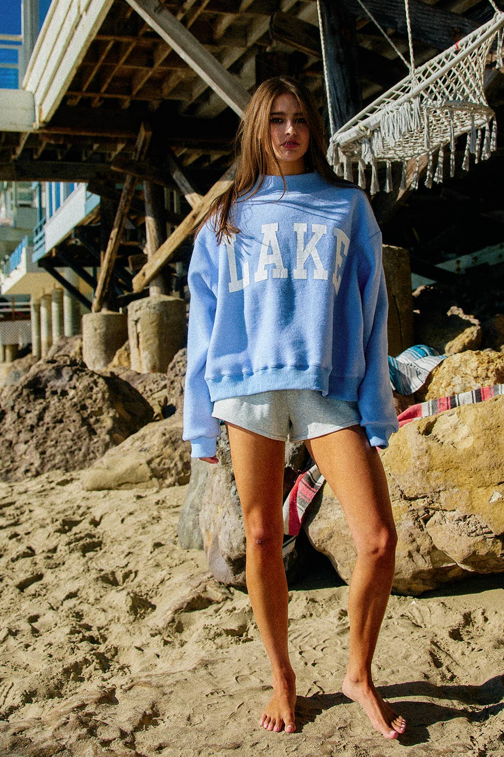 IT2594-2BEACH | Reversible Mock-neck Crop Sweatshirt