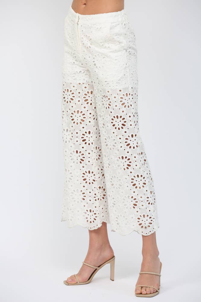 FLORAL EYELET LACE WIDE LEG CROPPED PANTS FP62036