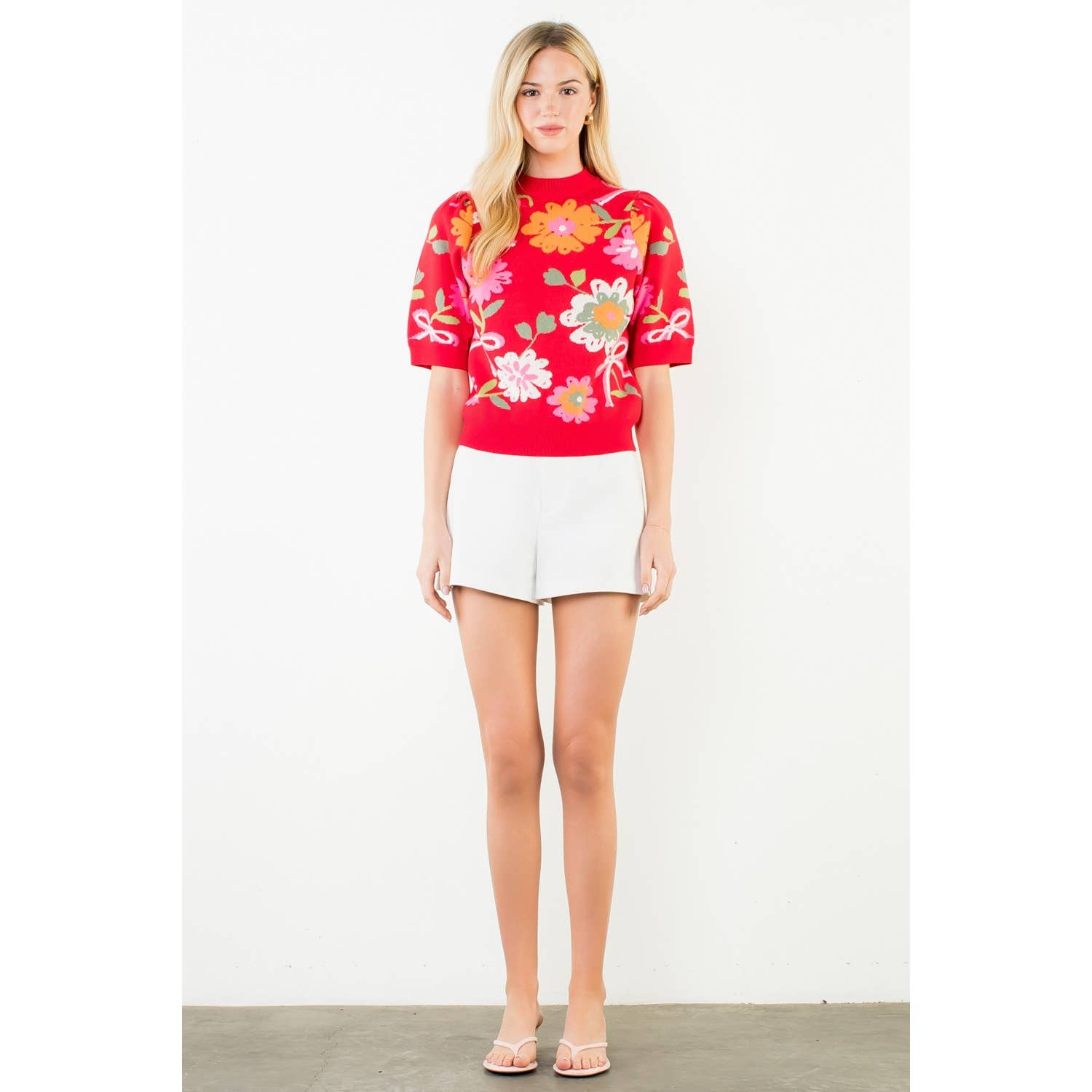 Short Sleeve Floral Detail Knit Top