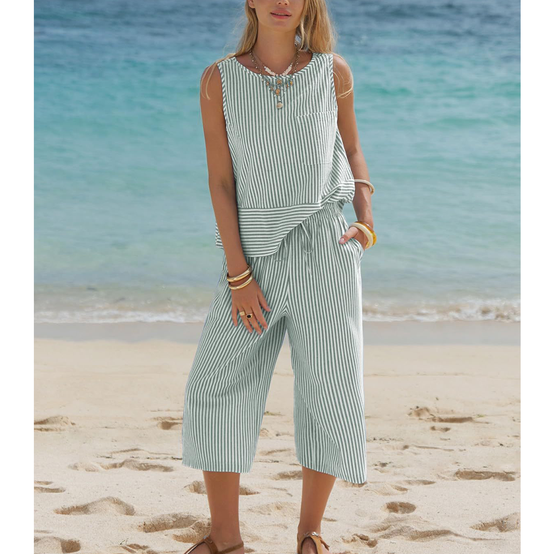 Round Neck Striped Sleeveless Top & Cropped Pants Set AXY047