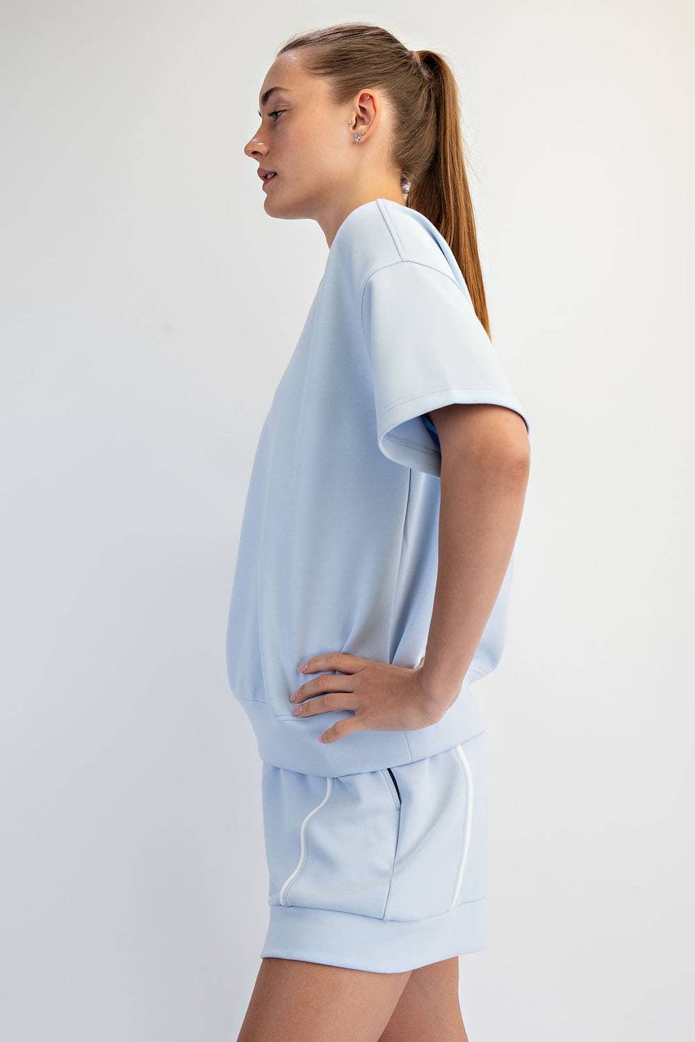 MODAL SCUBA V NECK FLAT PIPING SHORT SLEEVE TOP