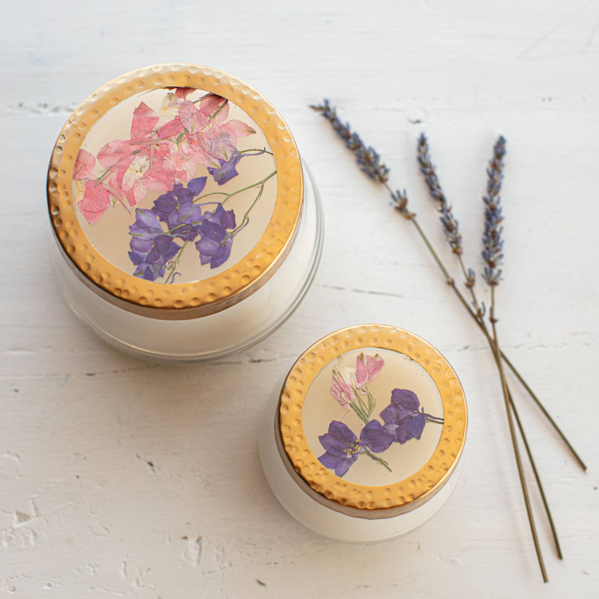 Petite Pressed Floral Candle - Roman Lavender