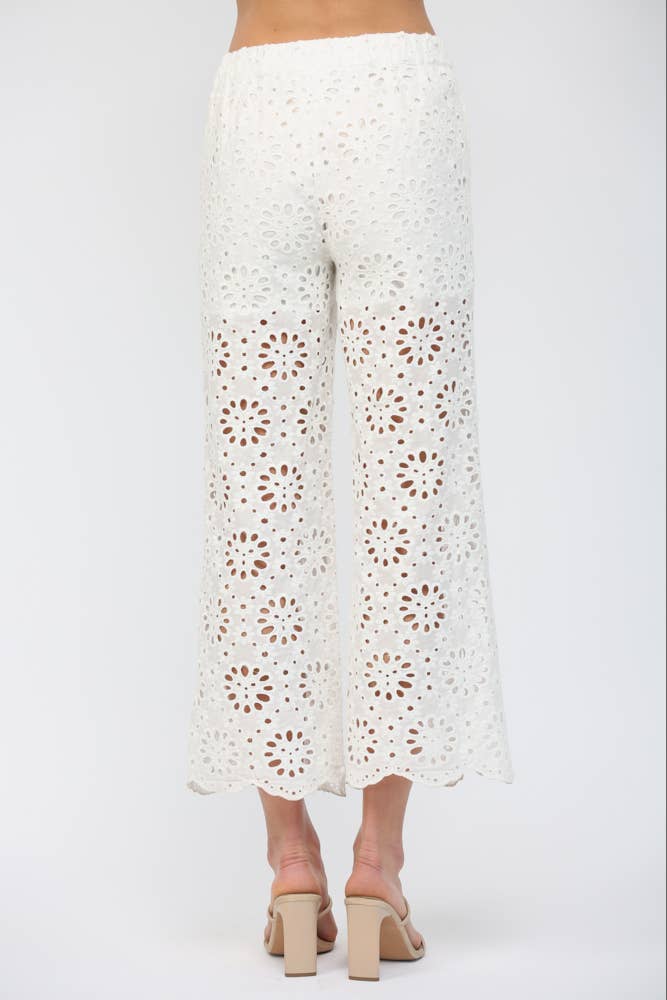 FLORAL EYELET LACE WIDE LEG CROPPED PANTS FP62036